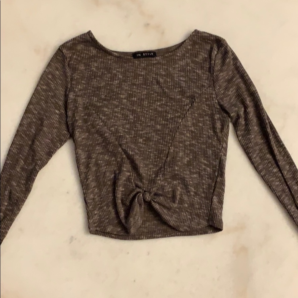 GREY TIE FRONT TOP